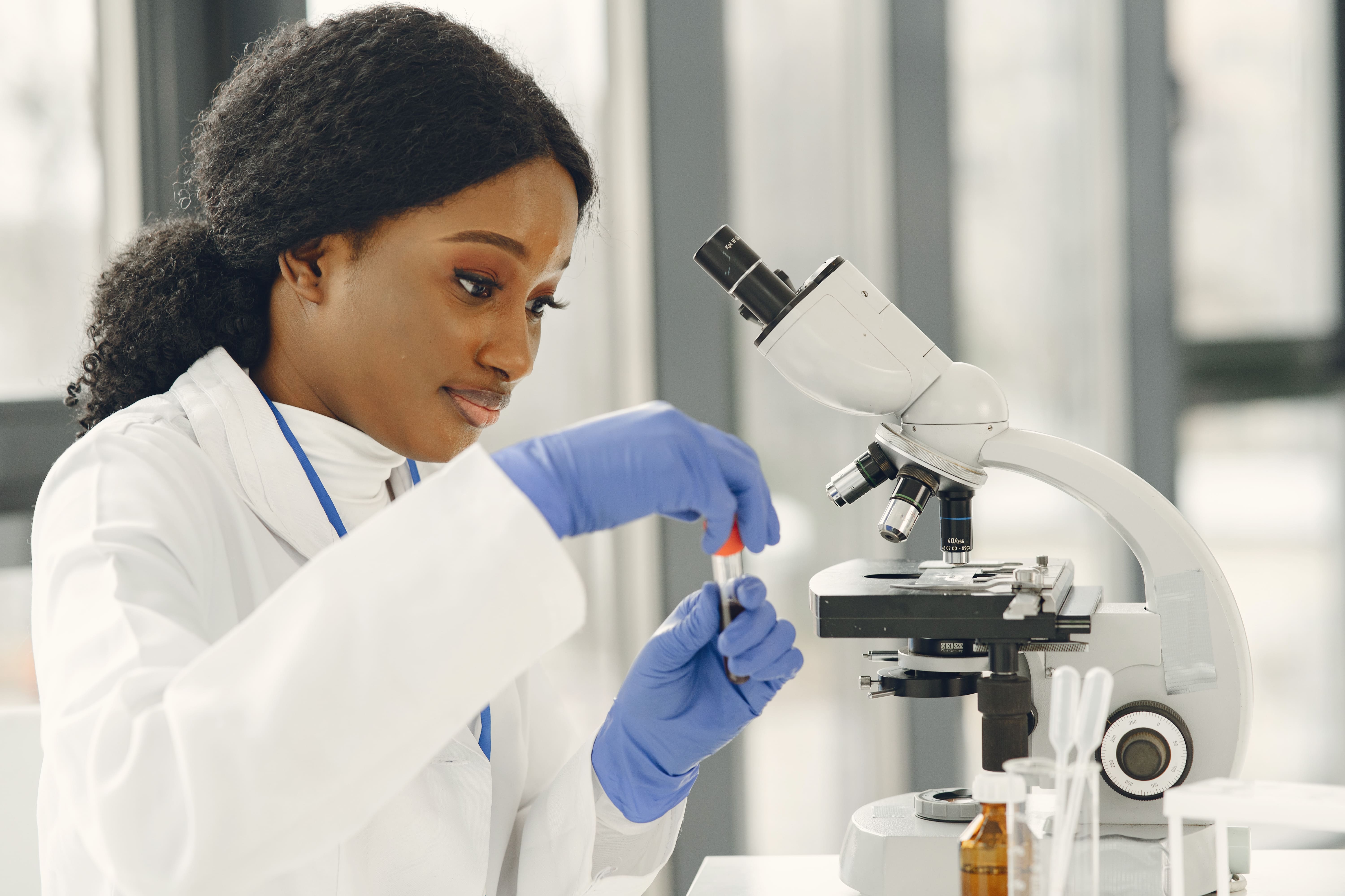 <a href="https://www.freepik.com/free-photo/medical-doctor-girl-working-with-microscope-young-female-scientist-doing-vaccine-research_14817528.htm#query=medical%20laboratory&position=13&from_view=keyword&track=ais&uuid=6918b8fd-52b7-4aeb-addd-ac5fcdbd265d">Image by prostooleh</a> on Freepik